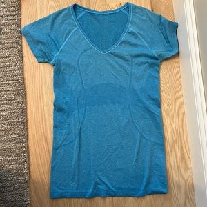 Lululemon Womens Swiftly V-Neck Short Sleeve